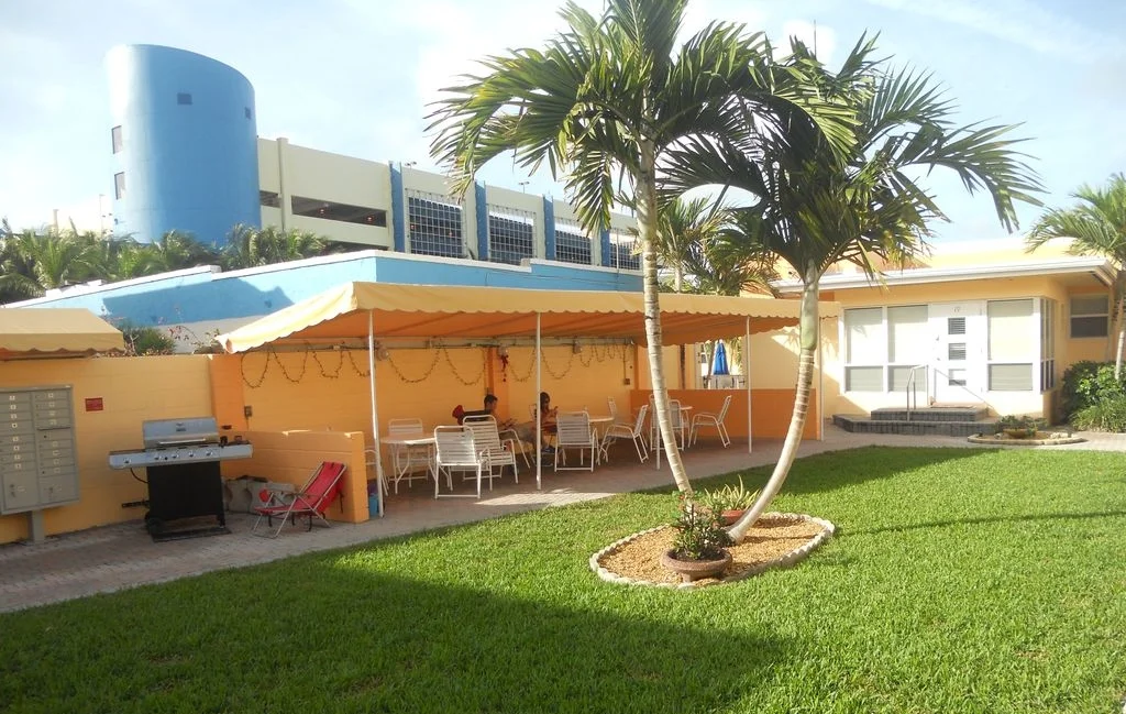 grilling area courtyard